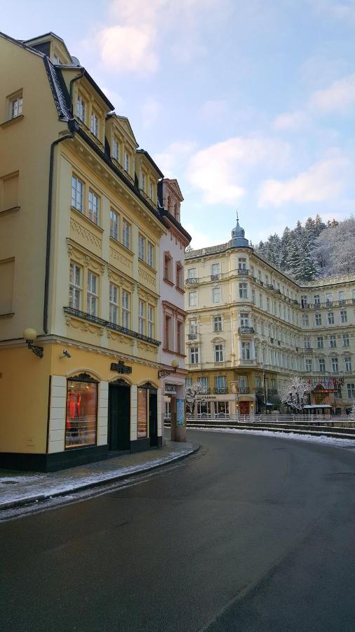 Pension Napoleon Karlsbad Exteriör bild